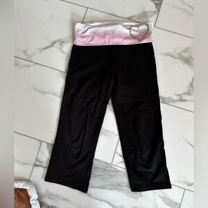 Love pink Victoria’s Secret crop legging size XS